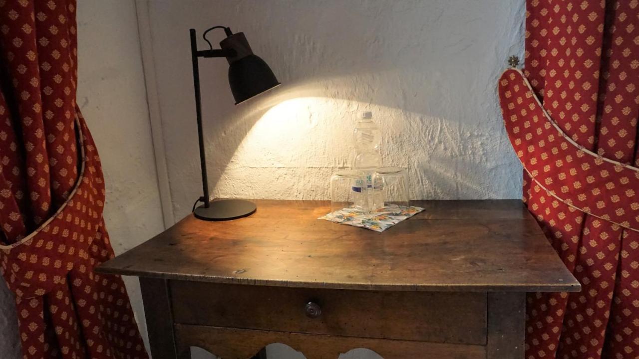 B&B Oasis Des Lavandes - Chambre Coqueliot Villeneuve-lès-Avignon Esterno foto