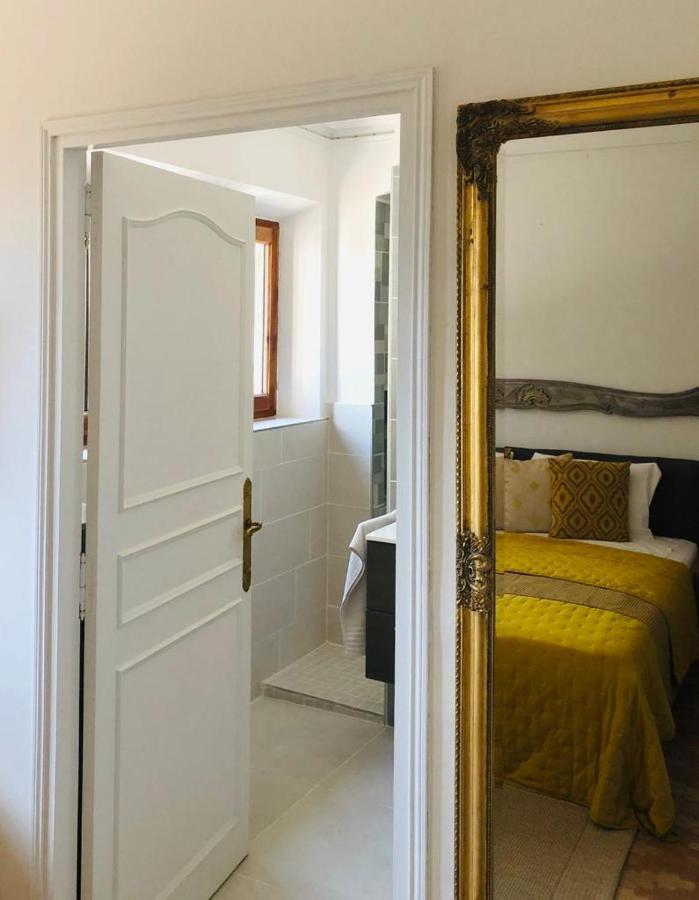 B&B Oasis Des Lavandes - Chambre Coqueliot Villeneuve-lès-Avignon Esterno foto